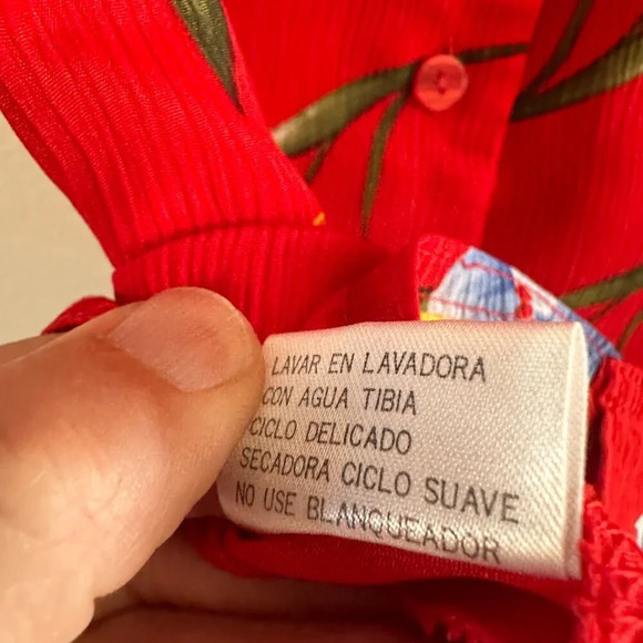 Kathie‎ Lee Red Floral Hawaiian Blouse  Size 6 - Picture 5 of 6